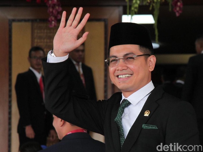 tommy kurniawan  anggota dpr priode 2019- 2024