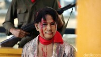 Dalam tragedi kelam tersebut, tujuh Jenderal TNI diculik dan dibantai oleh PKI.