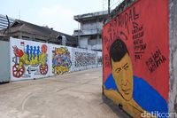 Aneka mural di bagian dalam M Bloc Space (Randy/detikcom)