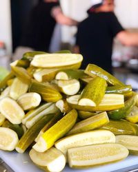 Mau Cicip? Sandwich Ini Pakai Acar Mentimun Sebagai Ganti Roti