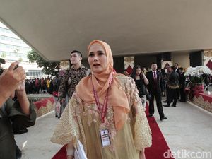 Merasa Diraba 11 Tangan, Mulan Jameela Sesak Napas