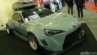 Salah satu supercar dengan modifikasi seperti itu bisa ditemui di ajang Indonesia Modification Expo (IMX) 2019 di Balai Kartini, Jakarta (28-29/9/2019). Foto: Luthfi Anshori/detikOto