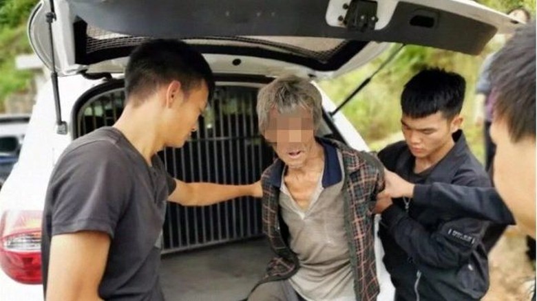 Polisi China Gunakan Drone Untuk Lacak Penjahat yang Bersembunyi 17 Tahun Polisi China Gunakan Drone Untuk Lacak Penjahat yang Bersembunyi 17 Tahun