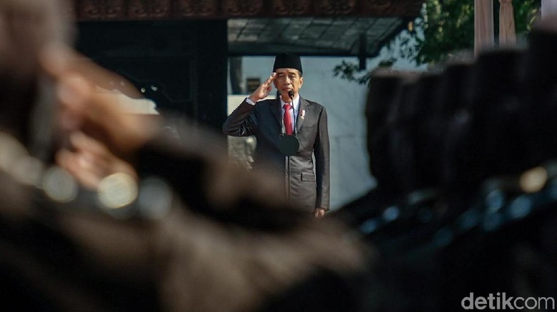 Jokowi Pimpin Upacara Hari Kesaktian Pancasila di Lubang Buaya Jokowi Pimpin Upacara Hari Kesaktian Pancasila di Lubang Buaya
