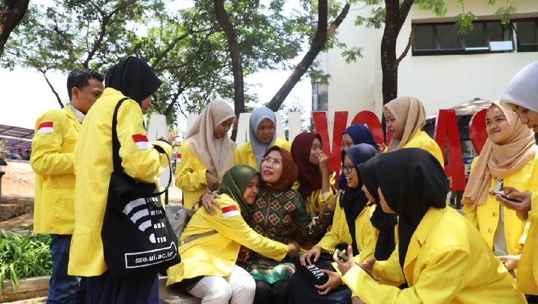 13 Mahasiswa UI Dapat Beasiswa Vokasi dari Pemkab Serang 13 Mahasiswa UI Dapat Beasiswa Vokasi dari Pemkab Serang