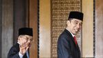 Momen Jokowi Hadiri Pelantikan Anggota DPR RI