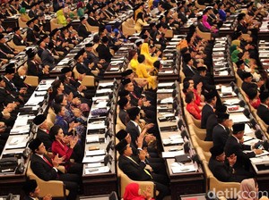 Mandat DPR 2019-2024: Kembalikan Kepercayaan Publik
