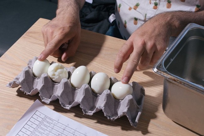 Uji Telur Rebus Terbesar di Dunia, Chef Ini Bagikan Tips Merebus Telur Uji Telur Rebus Terbesar di Dunia, Chef Ini Bagikan Tips Merebus Telur