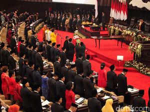 Mewaspadai Transaksi Kuasa di Parlemen Baru