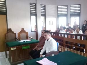 Beli Kokain untuk Atasi Depresi, WN Ukraina Diadili di Bali