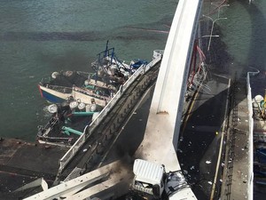 Video Jembatan Ambruk di Taiwan, 2 WNI Jadi Korban
