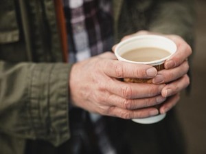 Apa Benar Minum Kopi Pagi Hari Turunkan Risiko Kematian? Ini Kata Peneliti