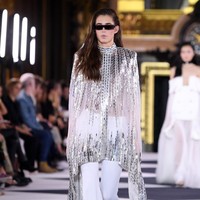 Fashion show koleksi spring 2020 Balmain di Paris Fashion Week, Paris, Prancis. Jumat (27/9/2019). Photo by Pascal Le Segretain/Getty Images.