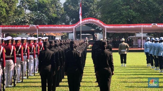 Jokowi & JK Peringati Kesaktian Pancasila di Lubang Buaya
