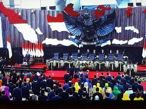 Reses Diperpanjang, Anggota DPR dan Keluarganya Juga Akan Jalani Tes Corona