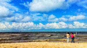 Ikan Mengambang Di Pantai Batu Bolong Dikaitkan Gempa Bali