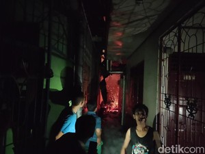 Kebakaran Terjadi di Permukiman Jalan S Parman Medan