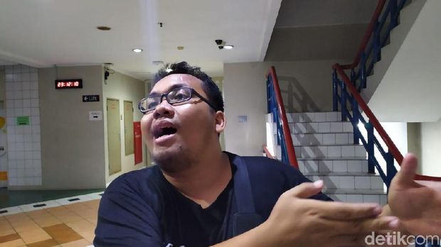 Anggota Famsi (Front Aksi Mahasiswa Atma Jaya), Natado Putrawan,