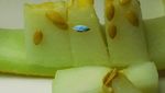 Kulit Kacang Hingga Biji Buah Ini Disulap Jadi Lukisan yang Artistik
