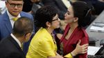 Tawa Ceria Desy, KD dan Mulan di Kursi Parlemen