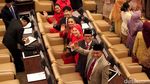 Baru Dilantik, Para Anggota DPR Ini Semringah Banget