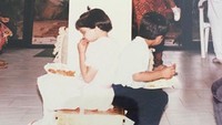 Beberapa waktu lalu ia mengunggah foto masa kecilnya yang disebut sebagai tukang makan. Dok. Instagram/deepikapadukone