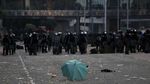 Bentrok Demonstran dan Polisi Warnai HUT ke-70 China di Hong Kong