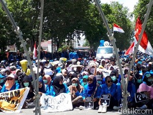 Mahasiswa Palu Minta Jokowi Copot Wiranto-Tito, Istana: Apa Masalahnya?