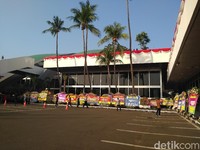 Rincian Gaji & Tunjangan Anggota DPR, Demo Puluhan Ribu Buruh