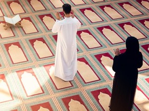 Bacaan Iktidal dalam Salat dan Tata Caranya