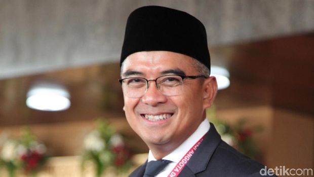 farhan  anggota dpr ro 2019 2024.