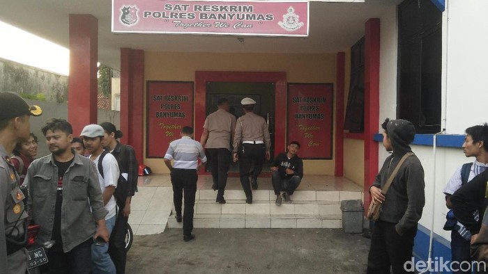 Aktivis FMN Banyumas Dipersekusi Ormas