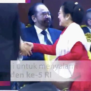 Tidak Disalami Oleh Megawati, Surya Paloh: Saya Ketawa Saja