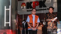 Budi Hartono menjalani pemeriksaan sebagai tersangka dalam kasus dugaan suap izin prinsip dan lokasi pemanfaatan laut serta proyek reklamasi di wilayah pesisir dan pulau-pulau kecil Kepulauan Riau tahun 2018/2019.