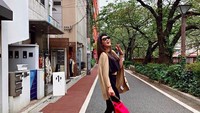 Dalam akun Instagram-nya, Luna Maya membagikan momen liburannya di Jepang. (Foto: lunamaya/Instagram)