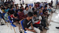 Sebanyak 44 pelajar SMP dan SMA/SMK yang diamankan Polres Metro Jakarta Utara beberapa hari lalu saat hendak melakukan aksi unjuk rasa di Gedung DPR/MPR dibebaskan Rabu (2/10/2019) siang.