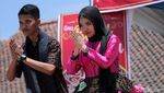 Seru! Fashion Show Peringati Hari Batik di SMKN 1 Sumedang
