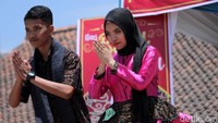 Acara ini digelar agar para siswa mencintai batik Indonesia.