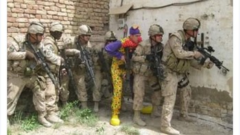 Kebobolan 2 gol di babak pertama, Courtois dianggap badut Real Madrid (Twitter)