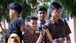 Potret Pelajar di Kabupaten Bandung Kompak Kenakan Batik