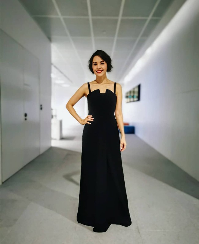 Zoe kerap berbagi aktivitasnya kepada 191 ribu lebih pengikut di Instagram. Artis asal Singapura ini pun dikagumi banyak penggemar karena gayanya yang stylish dan kemampuan aktingnya yang mumpuni. Foto: Instagram