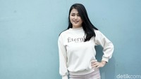 Wah, Pamela nggak mau ikutan Ovi nih? Pool/Palevi S/detikFoto.