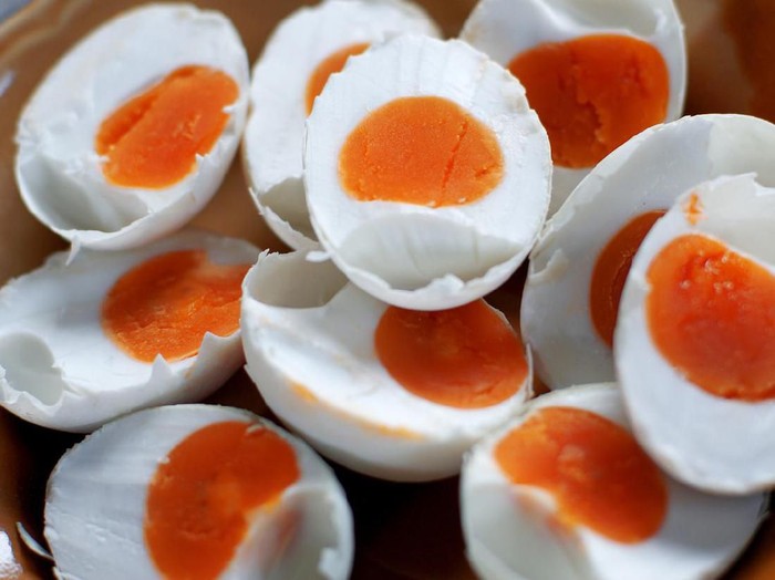 Cara Membuat Telur Asin  dengan Cepat Ini Kiatnya