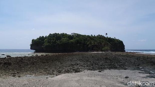 Tanjung Wora, Tempat Jokowi Cuci Muka di Miangas