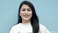 Ovi Sovianti saat ditemui di studio Trans TV, Kapten Tendean, Jakarta Selatan pada Rabu (2/10). Pool/Palevi S/detikFoto.