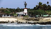 Ini penampakan patung Santiago yang berdiri tegak di ujung timur Pulau Miangas.