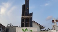 Miangas KM 0 Utara NKRI, tulisan tersebut jelas menjadi tanda perbatasan Indonesia di bagian utara.  (Bonauli/detikcom)