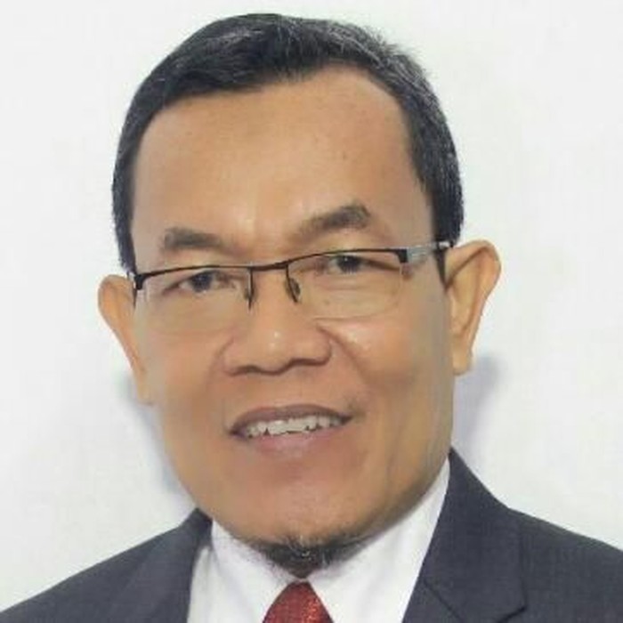 Prof M Fauzan