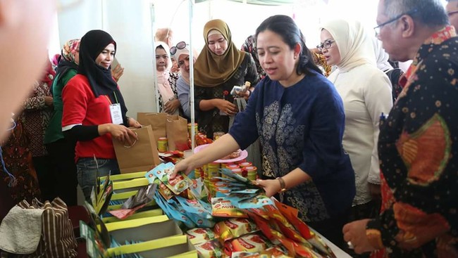 Doyan Pempek hingga Makan Bareng Politisi, 5 Fakta Kulineran Puan Maharani