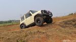 Menguji Ketangguhan Suzuki Jimny di Medan Offroad